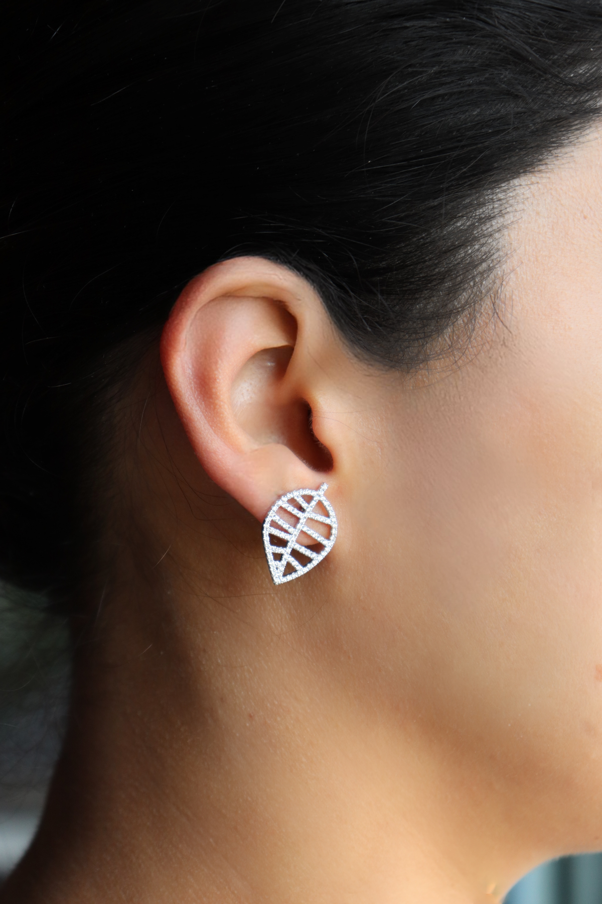BEECH STUD EARRING S white gold diamonds pavé