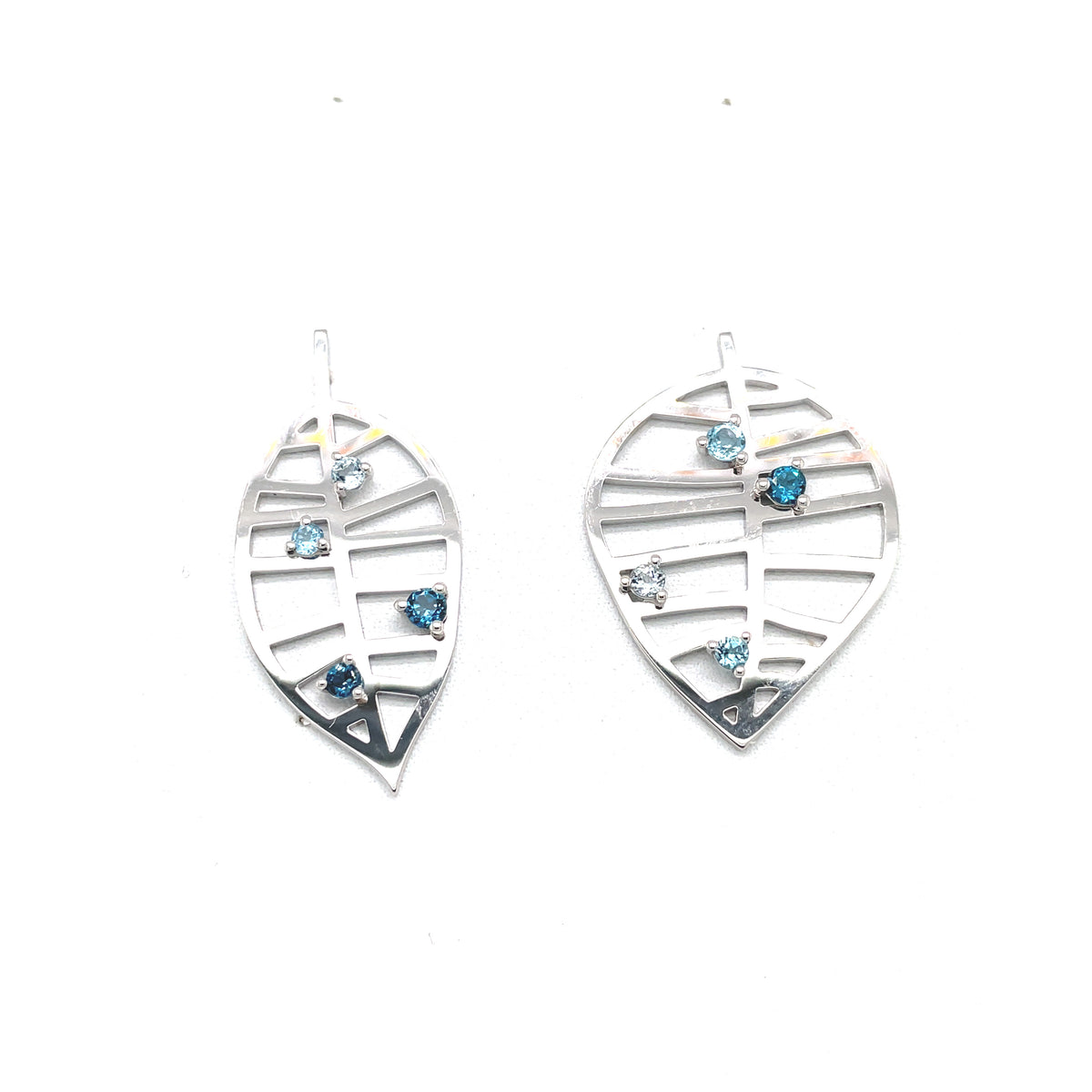 BEECH STUD EARRING - NUANCES M white gold topaz