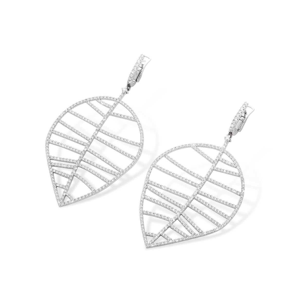 BEECH EARRING M whitegold diamond
